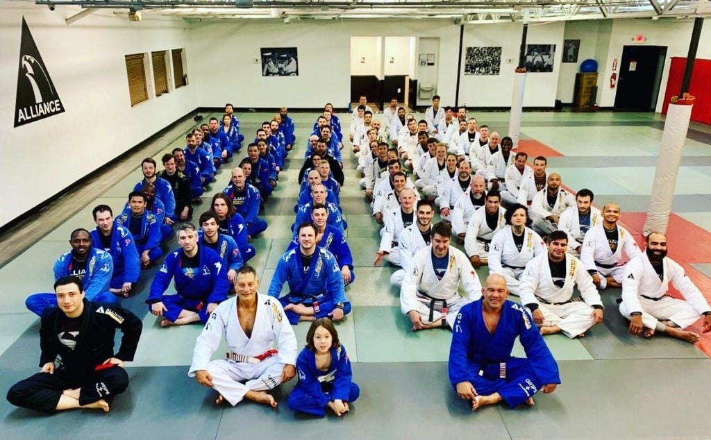 Alliance Jiu Jitsu Team - Escolas de Jiu Jitsu para crianças e adultos.